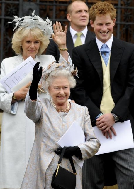 Camilla and The Queen match hats